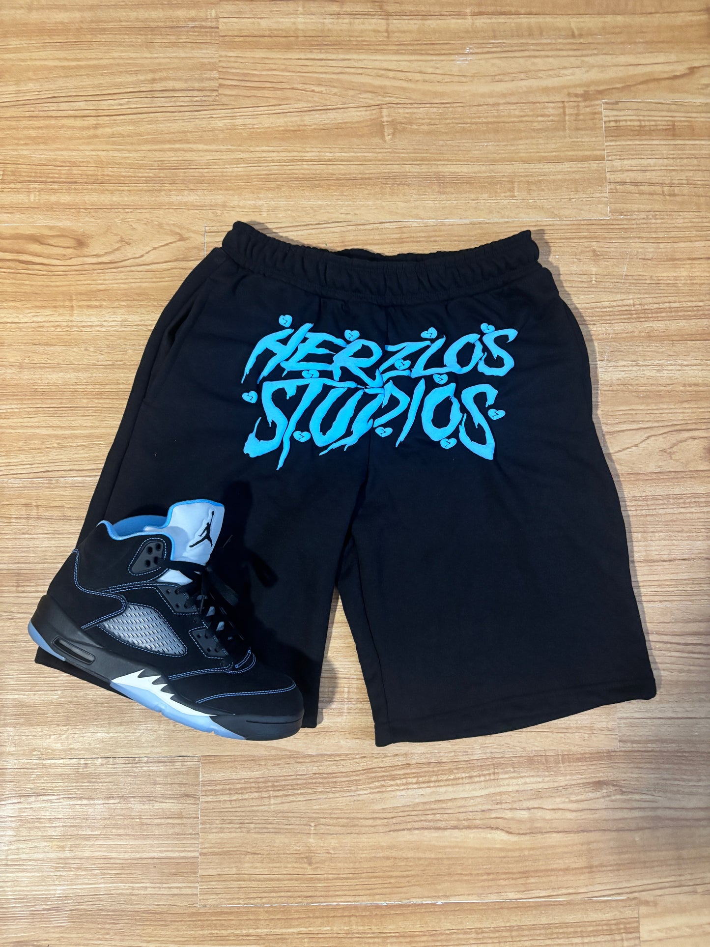 HERZLOS HEARTBROKEN SHORTS (BLACK & LIGHT BLUE)